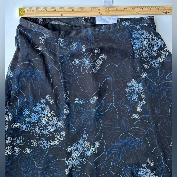 Sag Harbor Black Blue Floral Sheer Layered Lined Flowy Midi Skirt Women’s 10 - Picture 6 of 7
